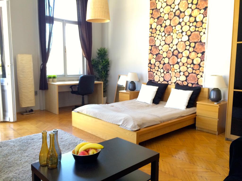 בודפשט Budget Apartment By Hi5 - Oktober 6 Str 4 מראה חיצוני תמונה