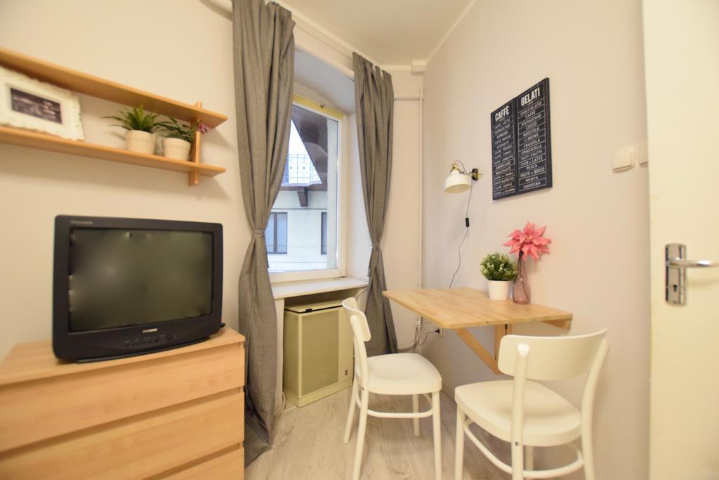 בודפשט Budget Apartment By Hi5 - Oktober 6 Str 4 מראה חיצוני תמונה