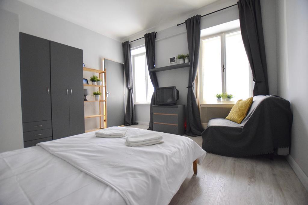 בודפשט Budget Apartment By Hi5 - Oktober 6 Str 4 מראה חיצוני תמונה