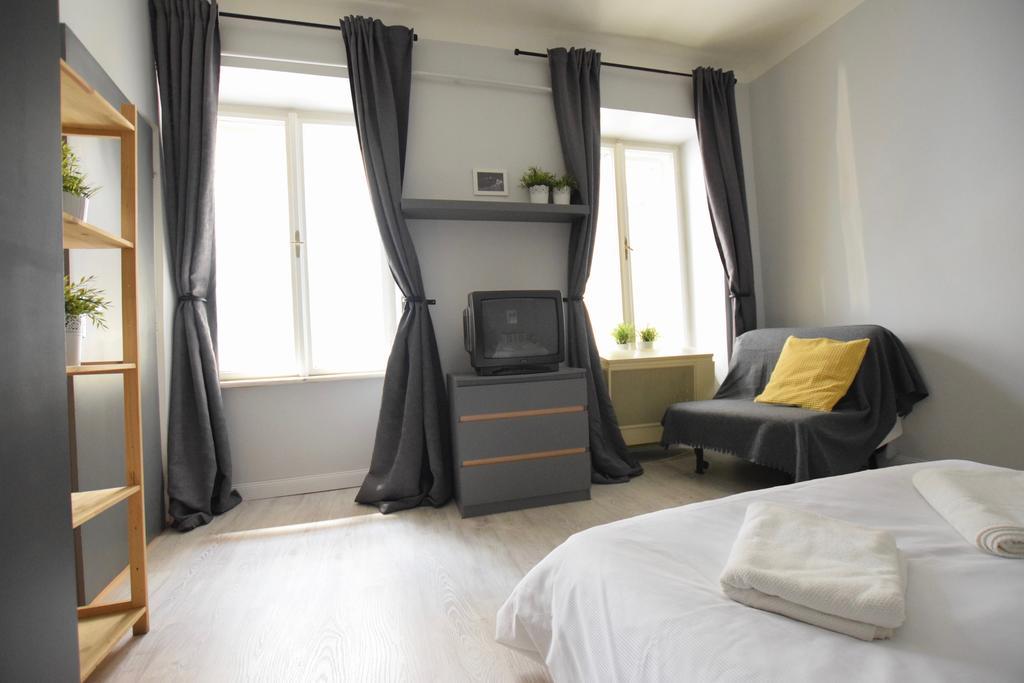 בודפשט Budget Apartment By Hi5 - Oktober 6 Str 4 מראה חיצוני תמונה