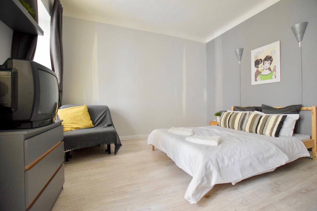 בודפשט Budget Apartment By Hi5 - Oktober 6 Str 4 מראה חיצוני תמונה