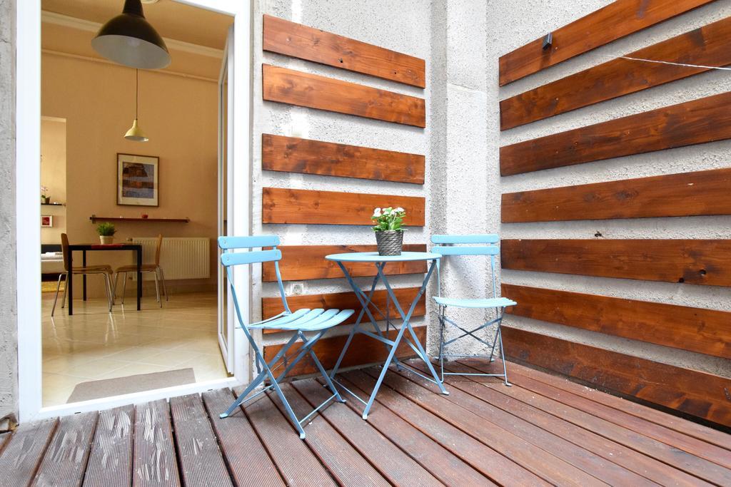 בודפשט Budget Apartment By Hi5 - Oktober 6 Str 4 מראה חיצוני תמונה